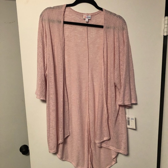 Tops - LuLaRoe Lindsay